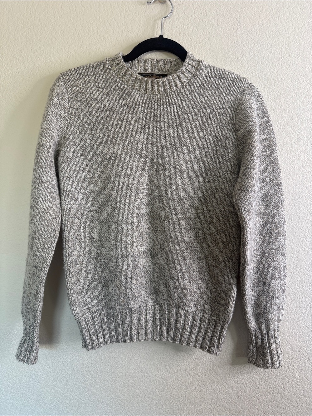 Eddie Bauer vintage wool sweater Sz medium women’s